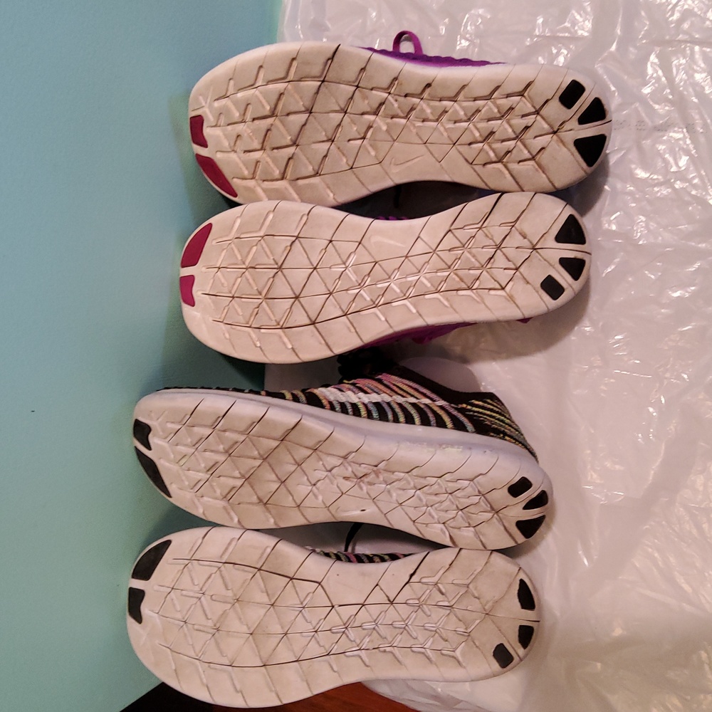 2 Pairs Natural Flex Running Shoes - Picture 4 of 9
